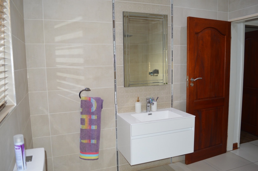 4 Bedroom Property for Sale in Flamwood North West